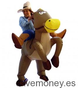 Disfraz de cowboy con caballo hichable